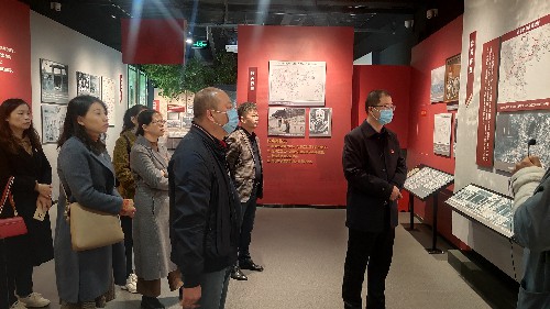 ?？剖∶?#65533;?劉敏 省民爆公司黨支部開展“傳承革命傳�?踐行初心使命”主題黨日活動（參觀）~1.jpg